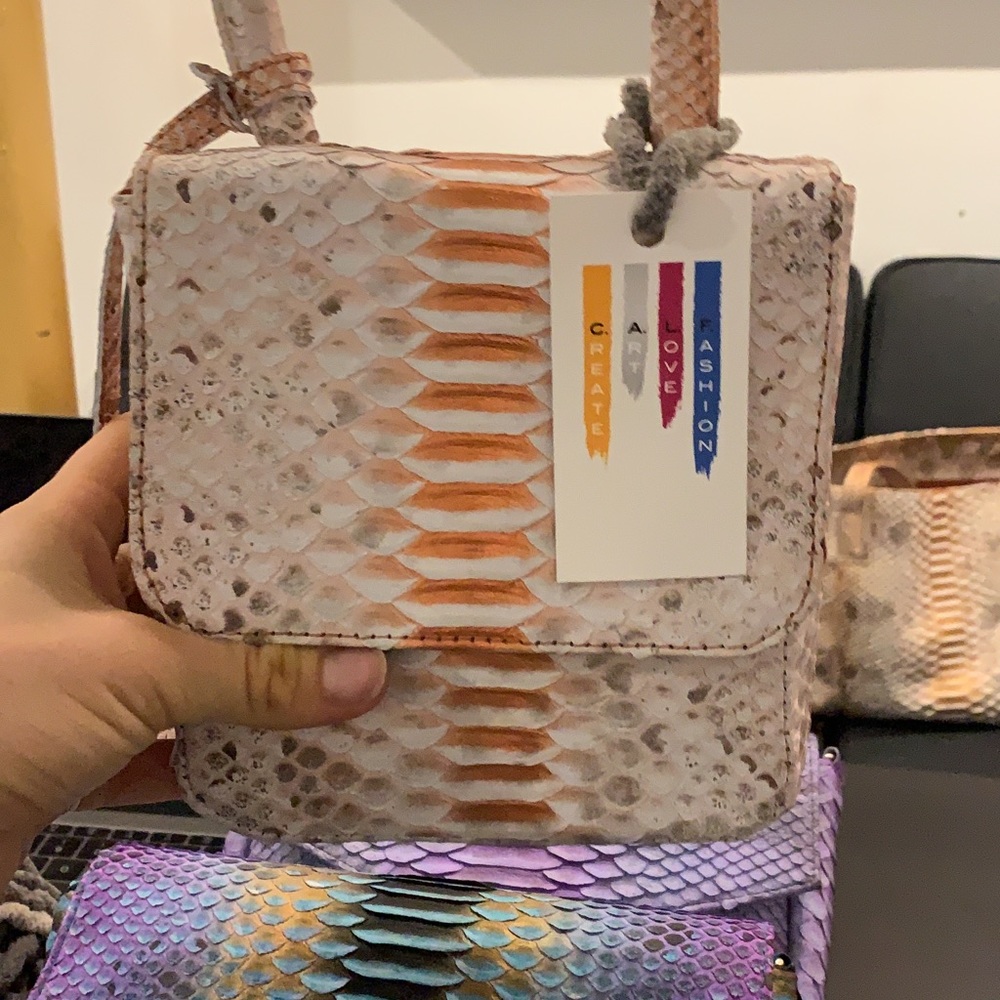 Python wallet - Picture 2 of 2